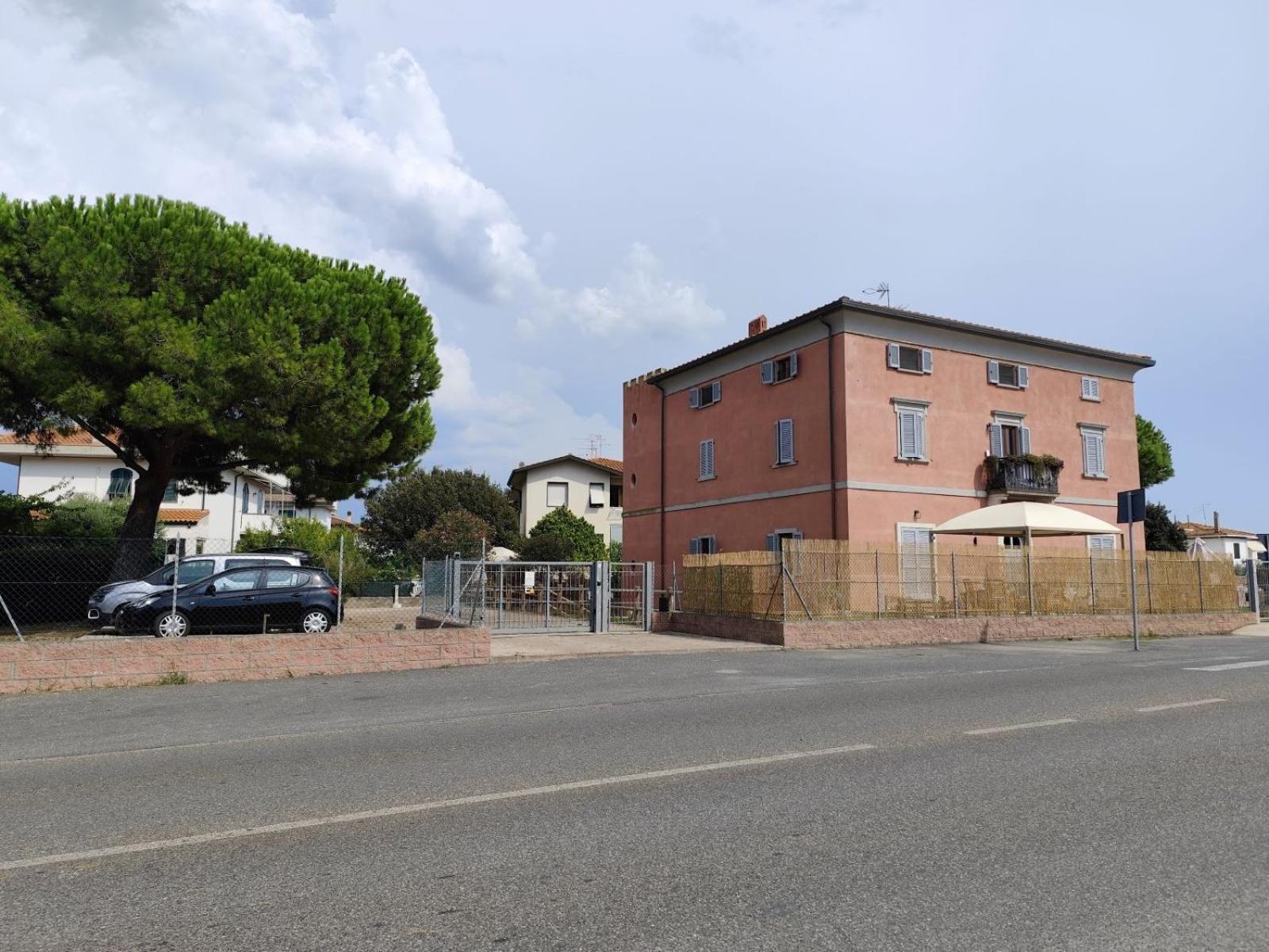 Appartamento Vada Exteriér fotografie